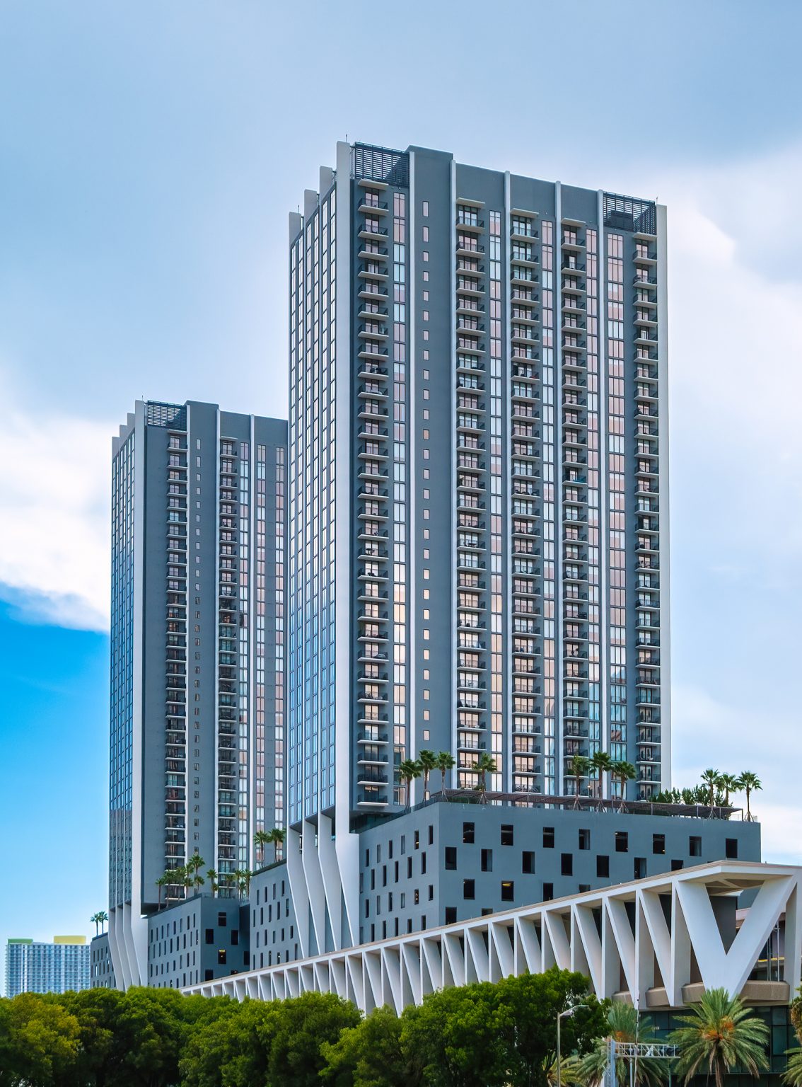 FECI Lists 816-Unit Transit-Oriented ParkLine Miami Luxury Apartment ...