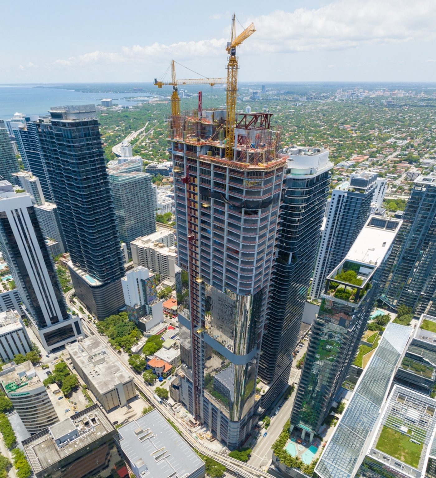 Citadel Leases 90,000 Square Feet Across Six Floors At 830 Brickell In Miami's Financial