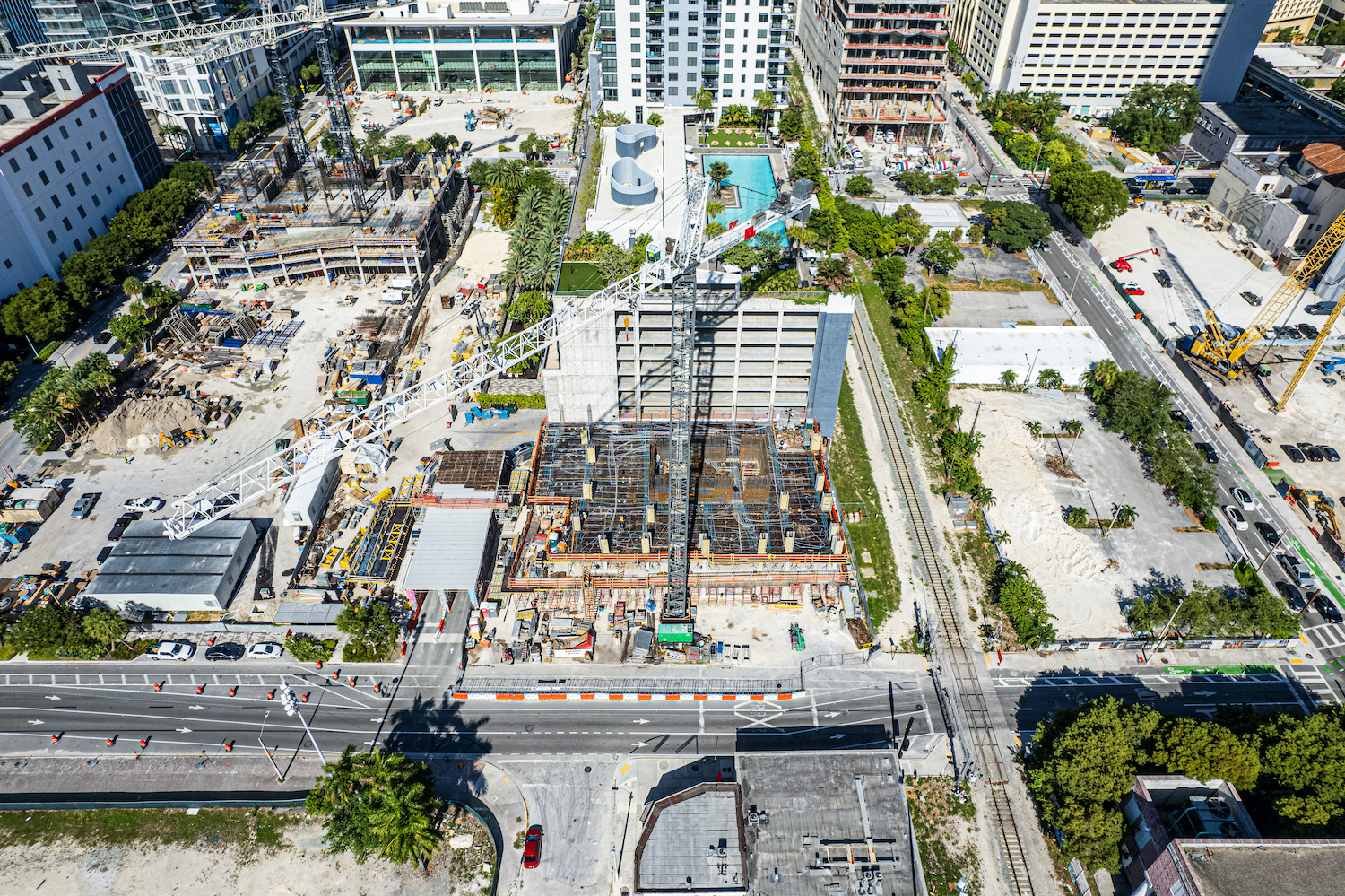 MIAMI, Caoba Worldcenter, 442 + 413 FT