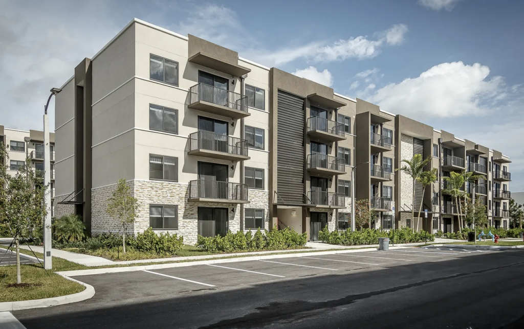 Resia Pine Ridge Offers 288 Workforce Apartments at 6200 Wallis Road