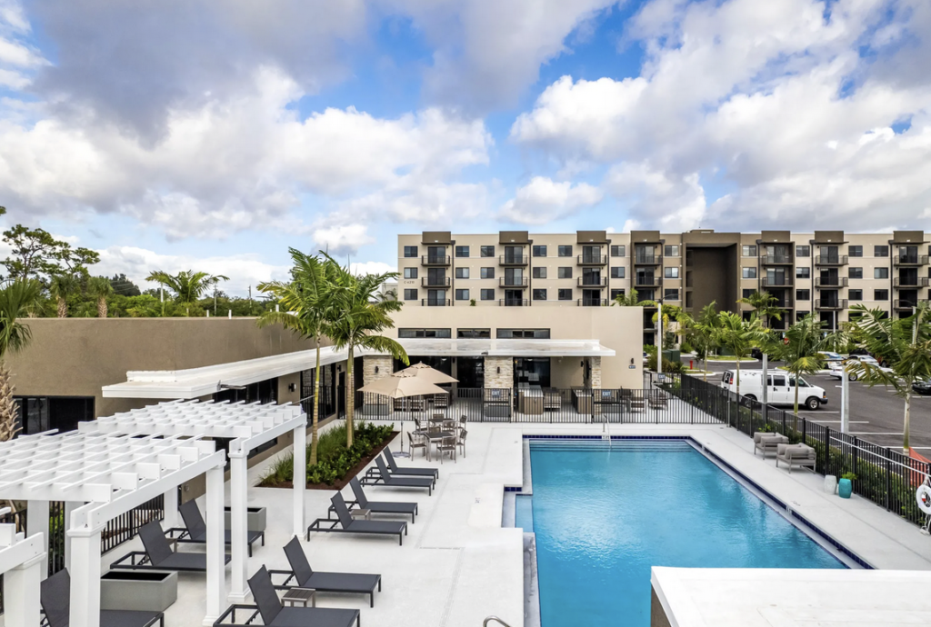 Resia Pine Ridge Offers 288 Workforce Apartments at 6200 Wallis Road