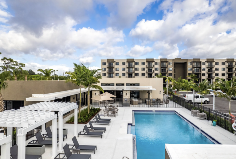 Resia Pine Ridge Offers 288 Workforce Apartments at 6200 Wallis Road