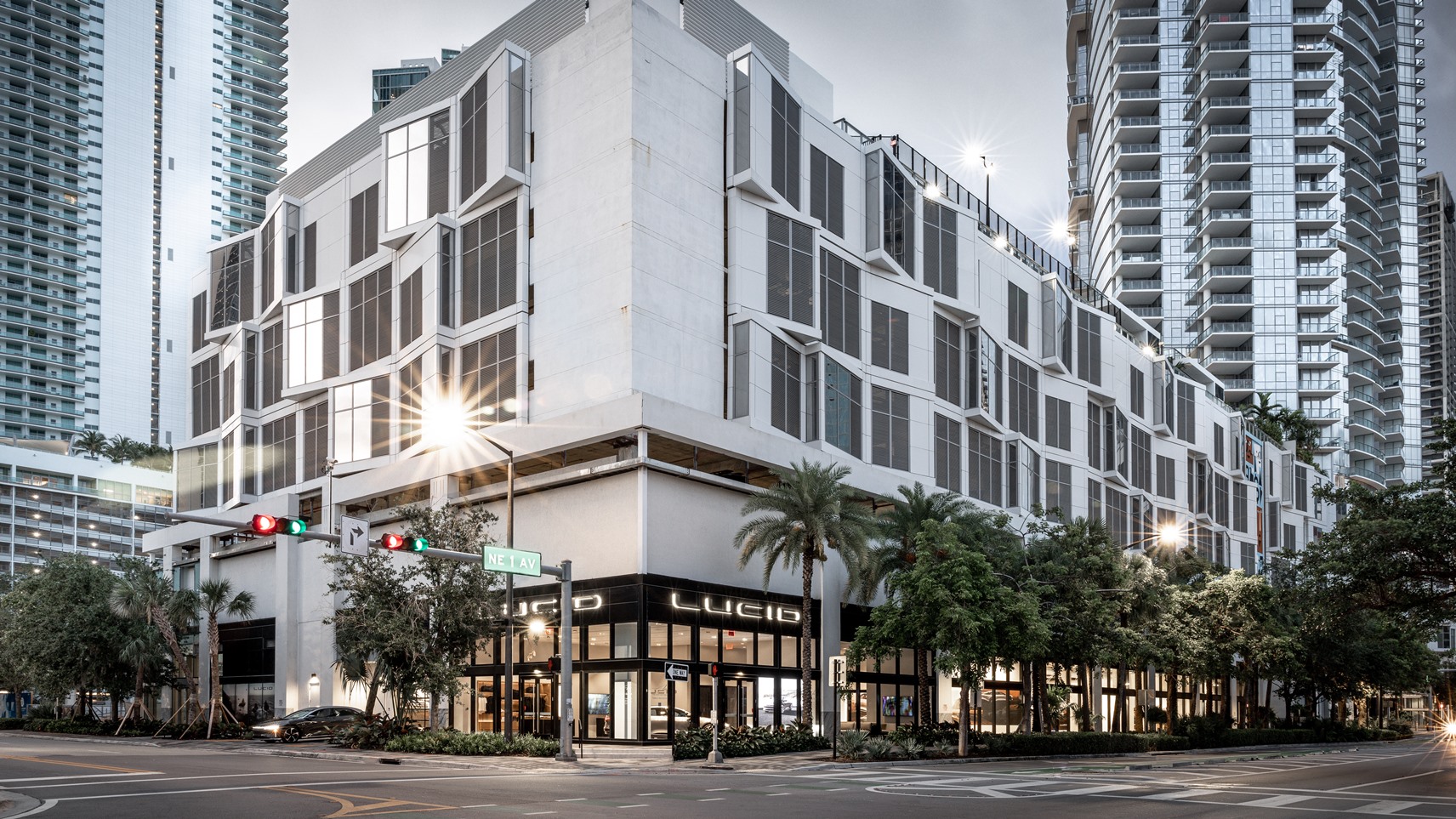 New apartment building at Miami Worldcenter opens