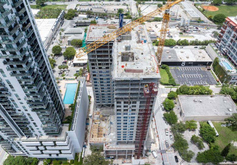 Construction Tops Off on 427-Unit Excel Miami in the Arts ...